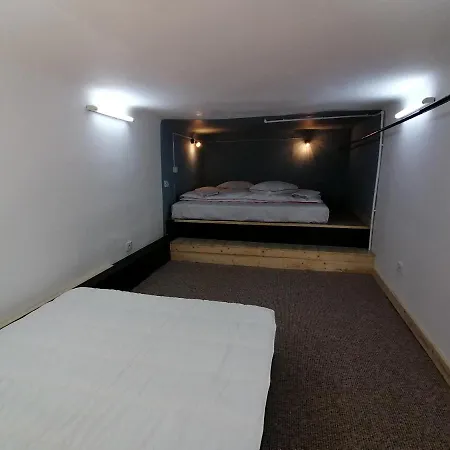 Studio54 Auberge de jeunesse Bucarest